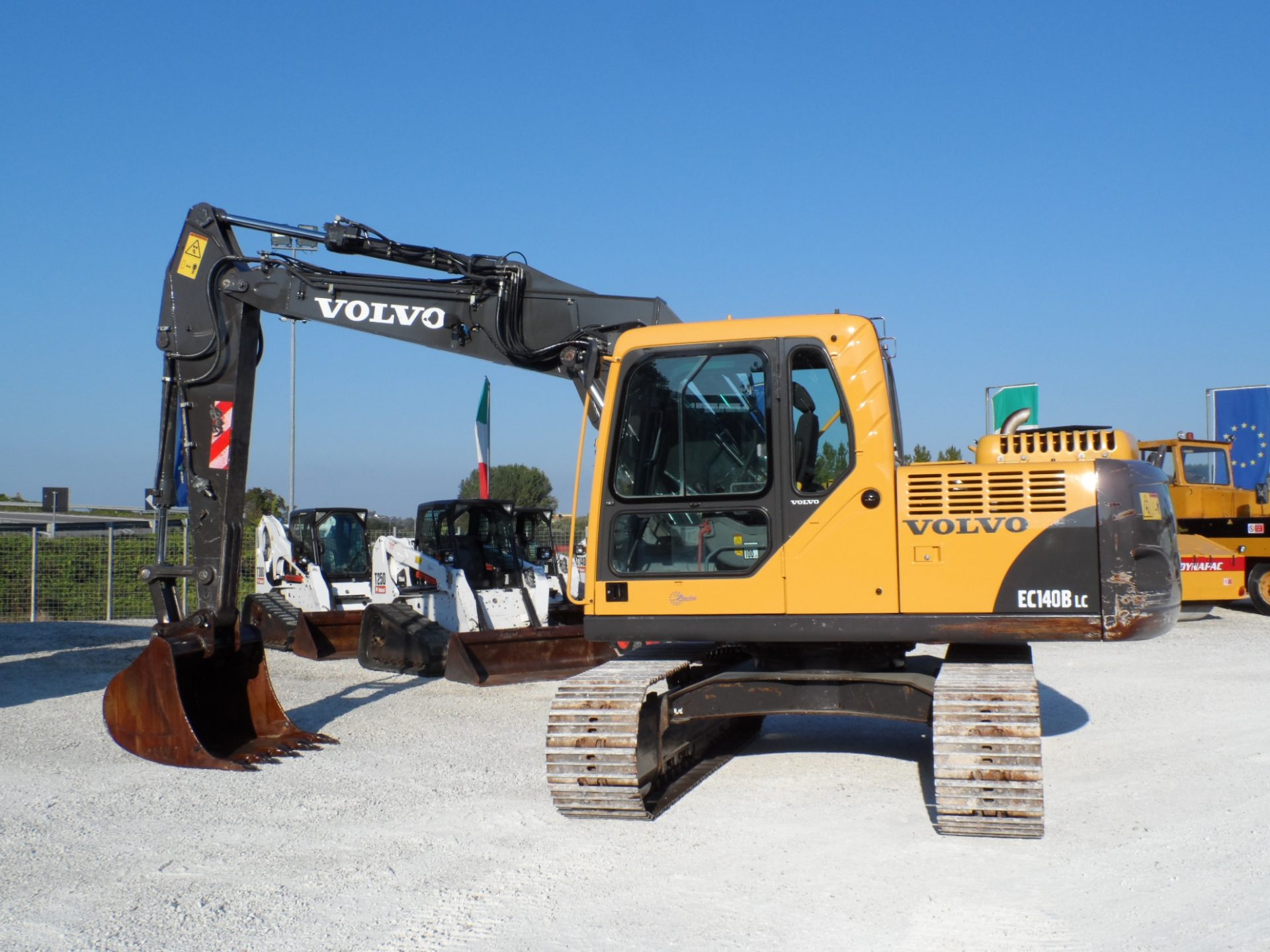 Escavatori VOLVO EC 140 BLC 38 000 00 Zeta Macchine